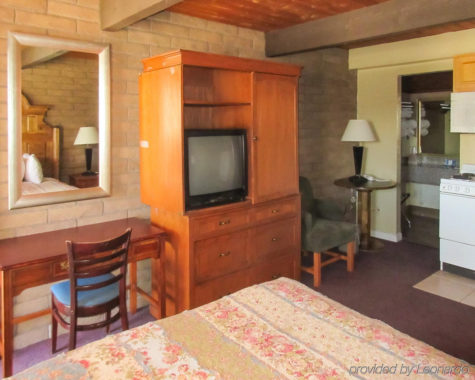 Super 8 By Wyndham Montrose Motel Ngoại thất bức ảnh